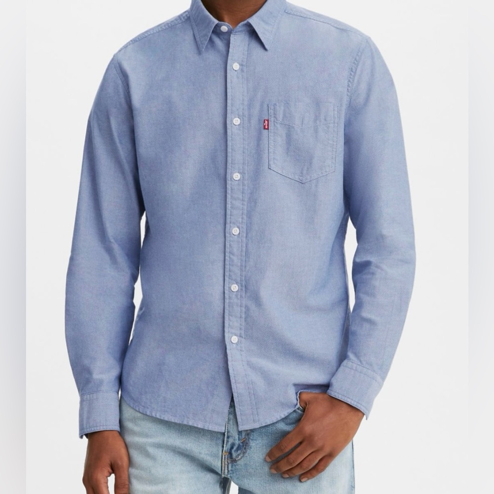 LEVI’S Men's Classic One Pocket Standard Fit Chambray Shirt in blue, XL - Picture 3 of 9